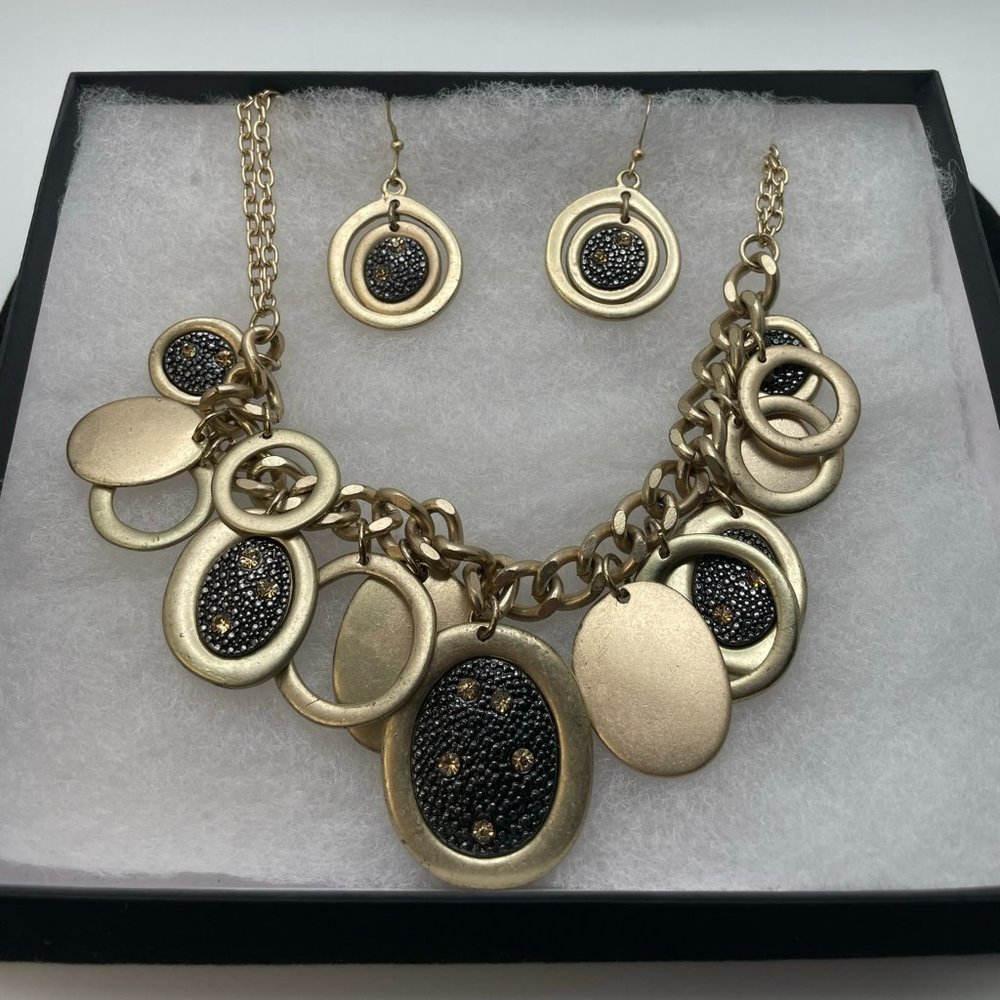 Bronze necklace and earrings set